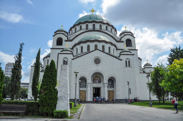 Fototapeta na wymiar Church of Saint Sava in Belgrade