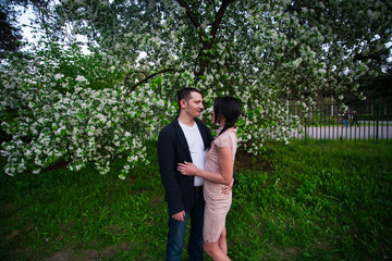 lovers in the forest photo shoot in nature