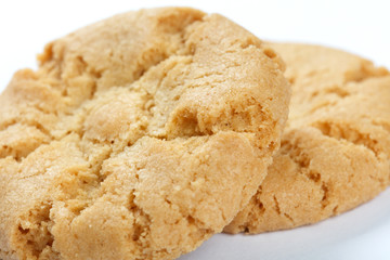 yellow crunchy cookie