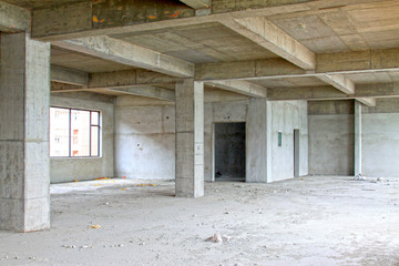 unfinished concrete cast-in-situ hall