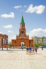 Obraz premium The Annunciation tower in Republic square in Yoshkar-Ola.