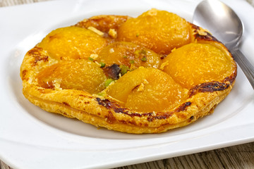 apricot pie