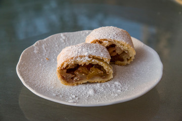 Apple and cinnamon strudel 