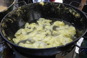 Cocinando papas fritas