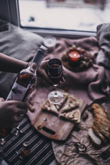 wine and food pizza brod