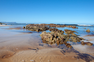 Fototapeta na wymiar Seascape with rocks