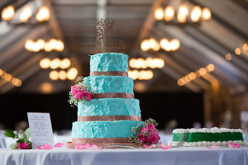 wedding cake dessert tier fondant frosting food taste good