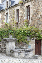 Puits en pierre en Bretagne