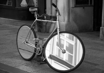 Fototapeta na wymiar Krakow Mirror Bicycle