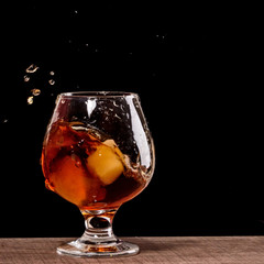 glass cognac ice