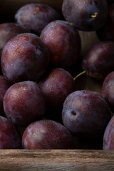 Fototapeta na wymiar Fresh plums pattern