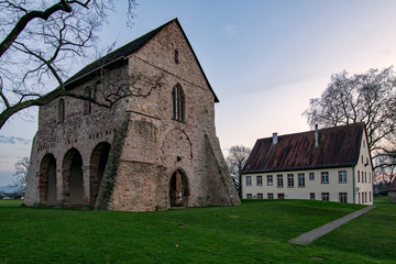 Fototapeta na wymiar Kloster Lorsch, Kreis Bergstraße, Hessen, Deutschland 