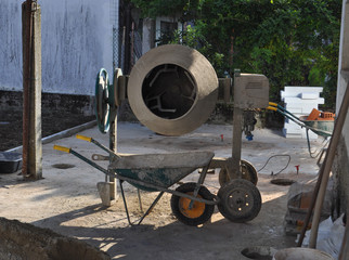 concrete mixer aka cement mixer
