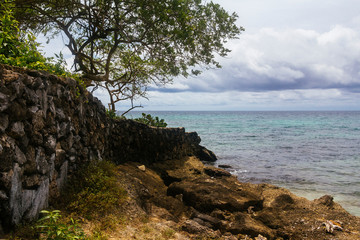 El acantilado y el mar