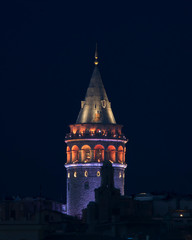 Fototapeta na wymiar Galata tower at night