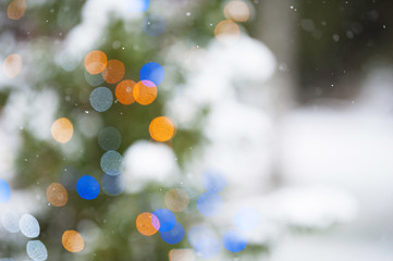 Obraz na płótnie Canvas Snowing in christmas time