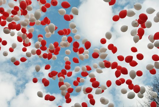 Balony w barwach narodowych Polski