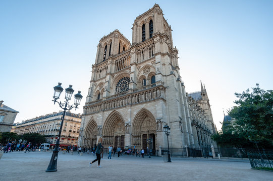 Paris- Notre Dame de Paris