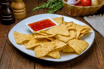 nachos chips with sauce