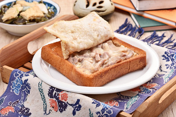 Coffin bread is a famous snack of Tainan in Taiwan. 