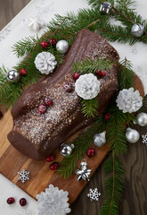 Obraz na płótnie Canvas Christmas Chocolate Yule Log Cake
