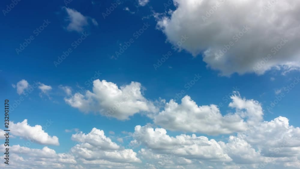 Wall mural 4k timelapse sky cloud