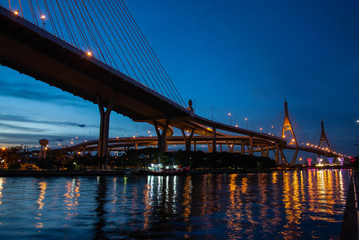 Fototapeta premium Beautiful Bhumibol Bridge at night in Bangkok Thailand