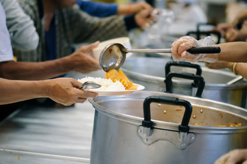 Hands-on food of the hungry is the hope of poverty : concept of homelessness