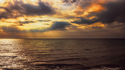 Obraz premium seashore before the storm