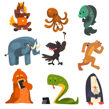 Wild animals using gadgets set, horse, octopus, fish, elephant, crow, dog, snake, penguin using smartphones, tablets and laptops vector Illustration on a white background