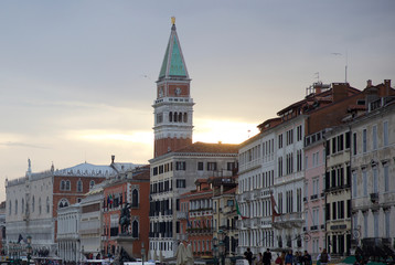 Waterfront houses in Venice in the evening 4541