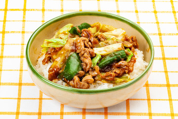 回鍋肉丼　四川料理　家庭料理