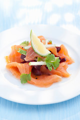 salad with smoked salmon