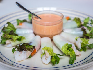 Mixed roll salad with cream sauce