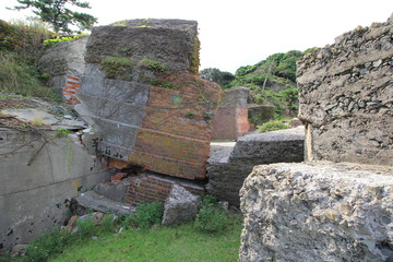 崩壊した歴史的建物