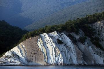 Fototapeta na wymiar the unusual structure of the rocks on the coast