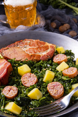 delicious kale Pan with pinkel and kassler