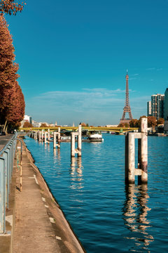 Paris, Seine, rive taken from the Cycle Track