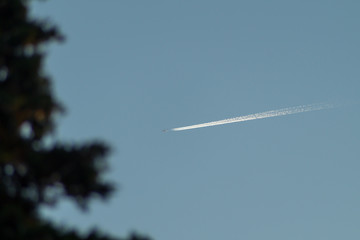 Aereo e scia