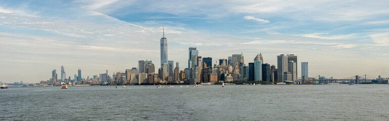 Manhattan / New York Panorama von Ellis Island aus gesehen