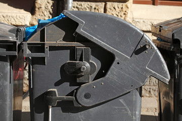 Wertstofftonnen, Müllcontainer