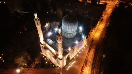 Соборная мечеть в Санкт-Петербурге ночью