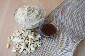 Cashew Cream and Ingredients