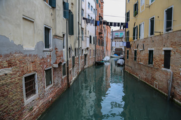 Fototapeta na wymiar Venedig: Kanal im jüdischen Ghetto (Cannaregio)