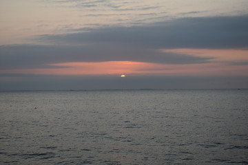 Obraz premium Sun rise over the bay