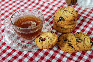 cup of tea with cookies