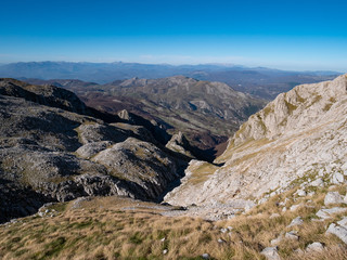 Fototapeta na wymiar canyon in the Matese mountains, with Majella and the Abruzzo National Park in the background