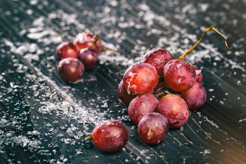 bunch of red grapes