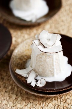 Cuzcuz de tapioca (Brazilian coconut and tapioca dessert)