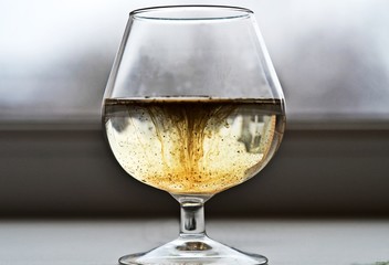 intrusion in a glass, glass of transparency, compatible all-not all delicious
